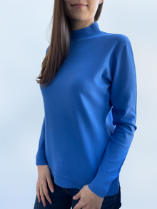 Дамски пуловер полуполо в цвят санторини
