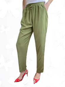 Летен дамски панталон, памучна материя, италиански джобове, колан с широк ластик и връзки, права кройка, цвят пастелно зелено