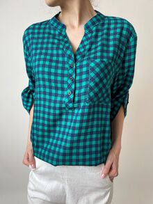 Дамска риза от памучна материя десен ситно зелено каре