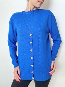 Дамски комплект с кашмир, блуза с обло деколте и жилетка с остро деколте и копчета, кралско синьо